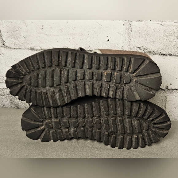 ALL BLACK Perforated Leather Platform Lace Up Sneakers Gray Beige Size 38 - Picture 11 of 15